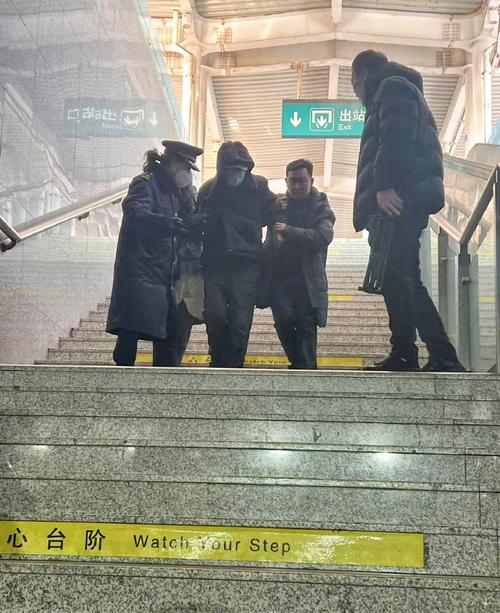 每日步数:3万!长白山脚下的客运值班员这样过春节