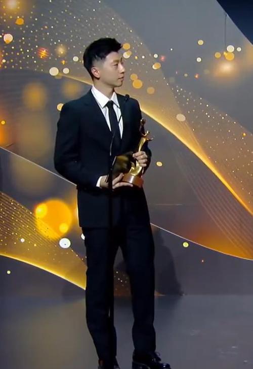 马龙获得国际奥协杰出运动生涯奖