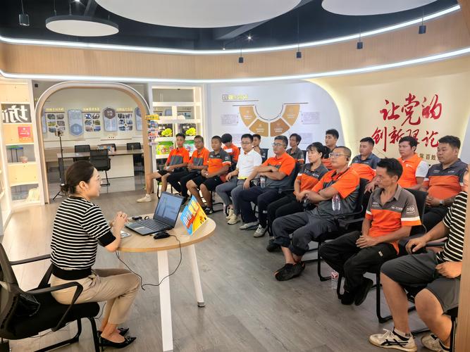 青海西宁:首批76个“就近办”网点服务群众