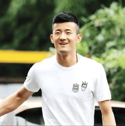 谌龙,有新身份