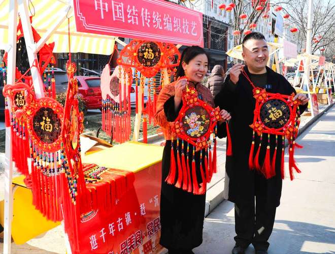 民族服饰、乡村特产、非遗美食……这些地方的新年市集太独特