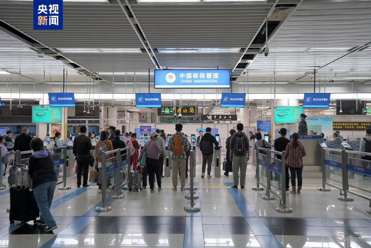 深圳湾口岸昨起试点“刷脸通关” 符合条件旅客无须出示相关证件,通关用时不超10秒