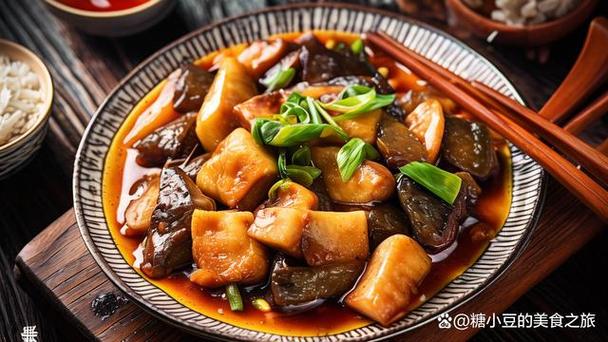 阴山脚下的食韵:锅煮乾坤 香飘四海